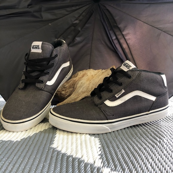 youth boys vans